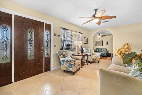 Casa en venta en Lake Panasoffkee, Florida, 2 dormitorios, 163.32 m2 № 1916126 - foto 7