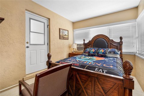 Casa en venta en Lake Panasoffkee, Florida, 2 dormitorios, 163.32 m2 № 1916126 - foto 25