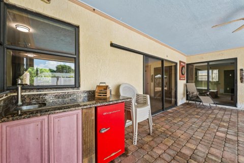 Купить виллу или дом в Маргит, Флорида 3 комнаты, 148.27м2, № 2261536 - фото 12