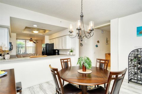 Condo in Sarasota, Florida, 2 bedrooms  № 2099472 - photo 16