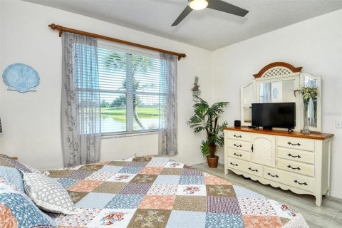 Condo in Sarasota, Florida, 2 bedrooms  № 2099472 - photo 26