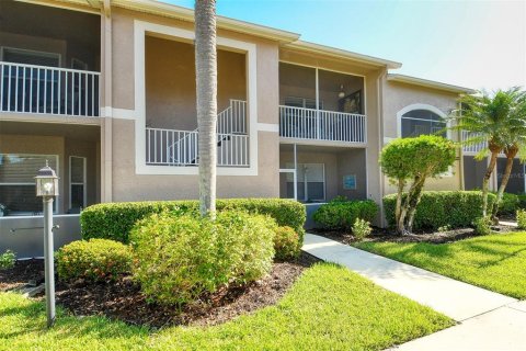 Condo in Sarasota, Florida, 2 bedrooms  № 2099472 - photo 4