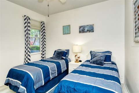 Condo in Sarasota, Florida, 2 bedrooms  № 2099472 - photo 29