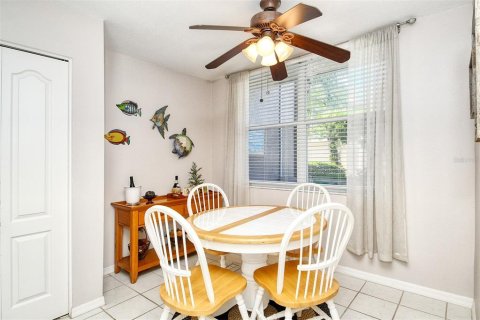 Condo in Sarasota, Florida, 2 bedrooms  № 2099472 - photo 19
