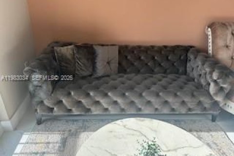 Купить кондоминиум в Майами, Флорида 1 спальня, 68.47м2, № 2049880 - фото 3