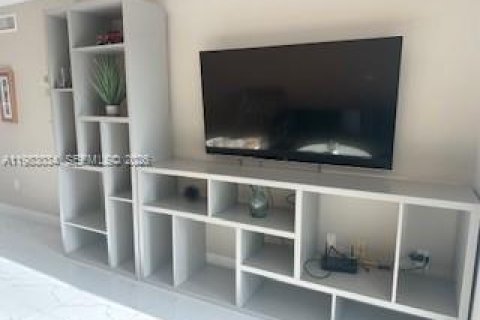 Купить кондоминиум в Майами, Флорида 1 спальня, 68.47м2, № 2049880 - фото 5