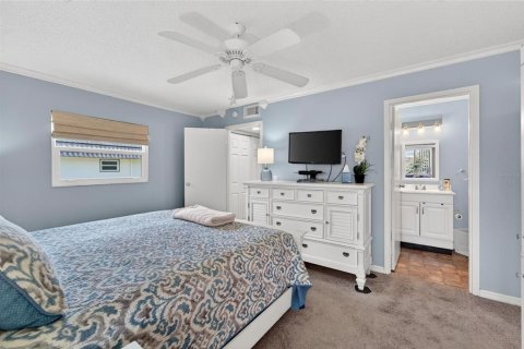 Condo in Sun City Center, Florida, 1 bedroom  № 2237257 - photo 20