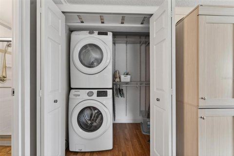 Condo in Sun City Center, Florida, 1 bedroom  № 2237257 - photo 28