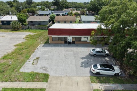 Commercial property in Pinellas Park, Florida 490.52 sq.m. № 2197540