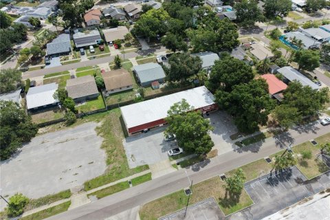 Commercial property in Pinellas Park, Florida 490.52 sq.m. № 2197540 - photo 4