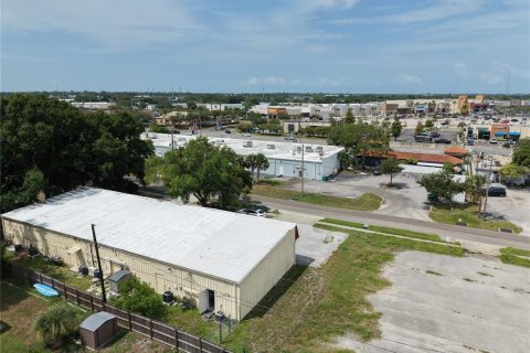 Commercial property in Pinellas Park, Florida 490.52 sq.m. № 2197540 - photo 6