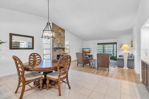 Condominio en venta en Port Richey, Florida, 2 dormitorios, 122.63 m2 № 1651720 - foto 16