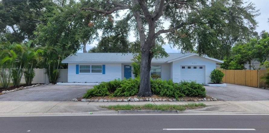 Villa ou maison à Saint Petersburg, Floride 3 chambres, 120.87 m2 № 1858373