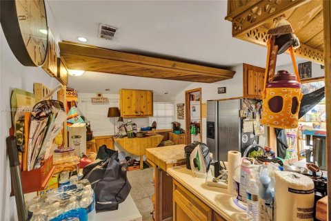 Propiedad comercial en venta en Hollywood, Florida, 83.15 m2 № 1938972 - foto 24