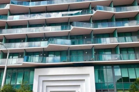 Снять в аренду кондоминиум в Майами, Флорида 1 спальня, 52.95м2, № 2004868 - фото 2