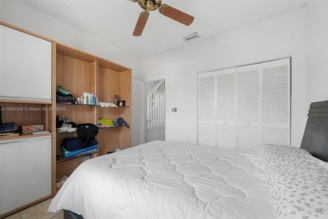Casa en venta en Hollywood, Florida, 3 dormitorios, 137.4 m2 № 1891983 - foto 7