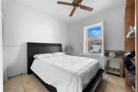 Casa en venta en Hollywood, Florida, 3 dormitorios, 137.4 m2 № 1891983 - foto 6
