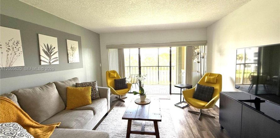 Condo in Weston, Florida, 2 bedrooms  № 2069639