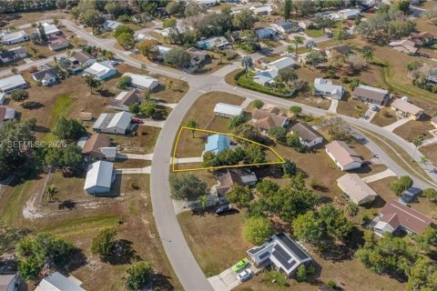 House in LaBelle, Florida 2 bedrooms, 74.69 sq.m. № 2003106 - photo 26