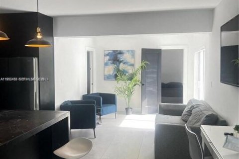 Villa ou maison à vendre à Miami, Floride: 4 chambres, 123.75 m2 № 2153191 - photo 10