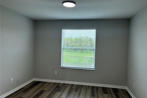 House in Tampa, Florida 6 bedrooms, 291.53 sq.m. № 1912448 - photo 18