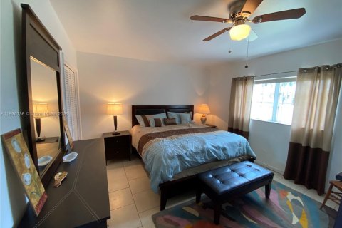 Снять в аренду кондоминиум в Халландейл-Бич, Флорида 1 спальня, 58.99м2, № 1939270 - фото 29