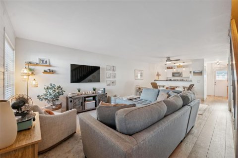 Condominio en venta en Tampa, Florida, 2 dormitorios, 110.55 m2 № 1884473 - foto 5