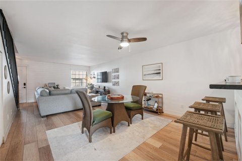 Condominio en venta en Tampa, Florida, 2 dormitorios, 110.55 m2 № 1884473 - foto 11