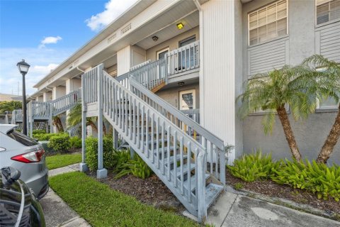 Condominio en venta en Tampa, Florida, 2 dormitorios, 110.55 m2 № 1884473 - foto 1