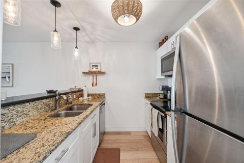 Condominio en venta en Tampa, Florida, 2 dormitorios, 110.55 m2 № 1884473 - foto 17