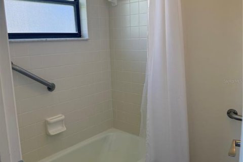 Casa en venta en Sarasota, Florida, 2 dormitorios, 125.7 m2 № 2151039 - foto 17