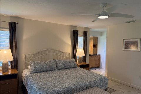 Casa en venta en Sarasota, Florida, 2 dormitorios, 125.7 m2 № 2151039 - foto 14
