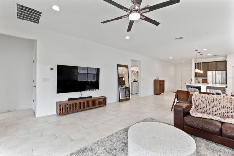Casa en venta en Port Orange, Florida, 4 dormitorios, 176.14 m2 № 1870864 - foto 21
