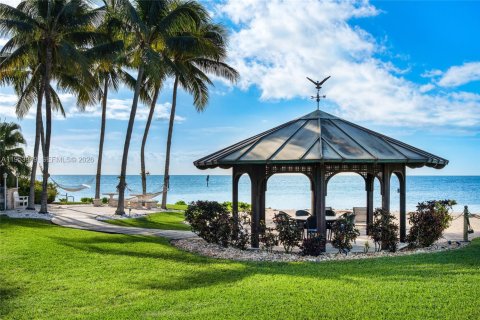 Casa en venta en Coral Gables, Florida, 5 dormitorios, 368.64 m2 № 2017398 - foto 26