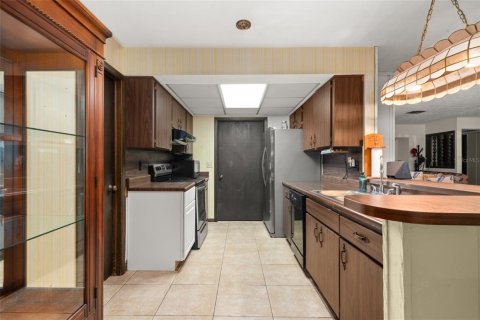 Villa ou maison à vendre à Wauchula, Floride: 4 chambres, 182 m2 № 1777354 - photo 10