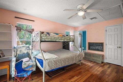 House in Paisley, Florida 2 bedrooms, 152.27 sq.m. № 1791251 - photo 28