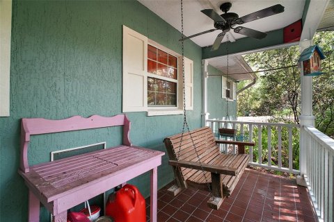 House in Paisley, Florida 2 bedrooms, 152.27 sq.m. № 1791251 - photo 8