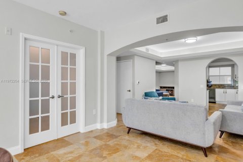 Снять в аренду таунхаус в Дирфилд-Бич, Флорида 3 спальни, 216.18м2, № 2033411 - фото 20