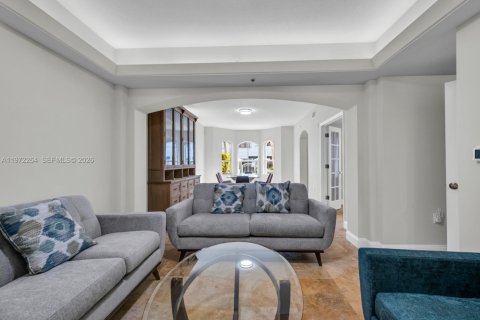 Снять в аренду таунхаус в Дирфилд-Бич, Флорида 3 спальни, 216.18м2, № 2033411 - фото 19