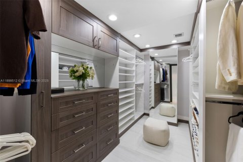 Condo in Fort Lauderdale, Florida, 3 bedrooms  № 1951460 - photo 16