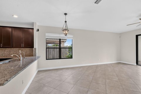 Villa ou maison à vendre à Lake Worth, Floride: 4 chambres, 294.13 m2 № 2400660 - photo 26