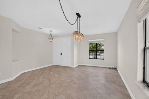 Villa ou maison à vendre à Lake Worth, Floride: 4 chambres, 294.13 m2 № 2400660 - photo 12