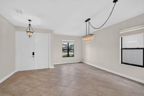 Villa ou maison à vendre à Lake Worth, Floride: 4 chambres, 294.13 m2 № 2400660 - photo 11