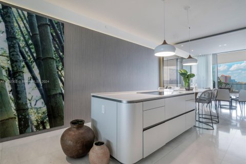 Condo in Sunny Isles Beach, Florida, 3 bedrooms  № 1959904 - photo 14