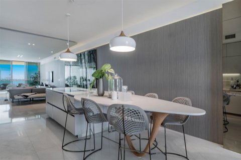 Condo in Sunny Isles Beach, Florida, 3 bedrooms  № 1959904 - photo 13