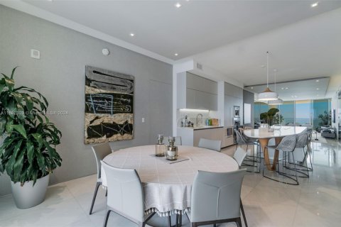 Condo in Sunny Isles Beach, Florida, 3 bedrooms  № 1959904 - photo 11