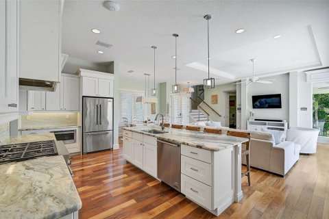 Casa en alquiler en Longboat Key, Florida, 4 dormitorios, 227.33 m2 № 1849651 - foto 12