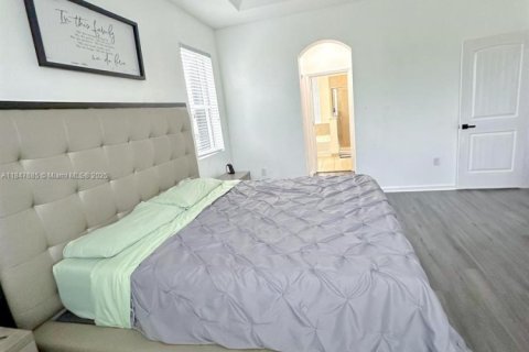 Casa en venta en Homestead, Florida, 4 dormitorios, 221.11 m2 № 1936284 - foto 19
