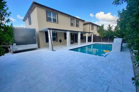 Casa en venta en Homestead, Florida, 4 dormitorios, 221.11 m2 № 1936284 - foto 6