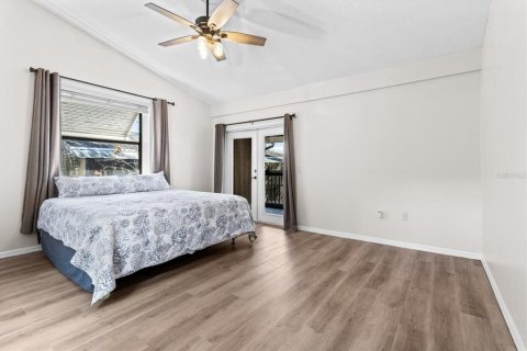 Townhouse in Homosassa, Florida 2 bedrooms, 111.48 sq.m. № 1532068 - photo 21